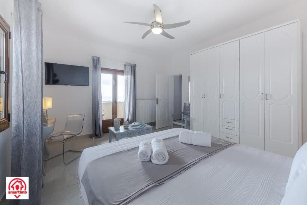 Apartamento Modern Naya Escape In Santorini With Captivating Sea Views
